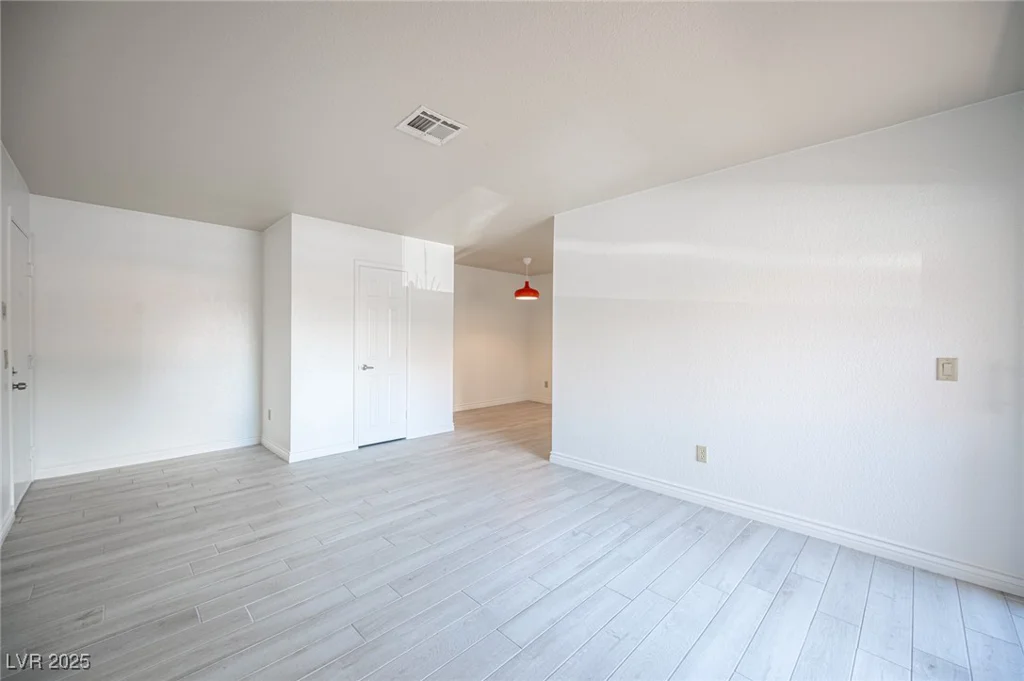2606 Durango, Las Vegas, NV 89117