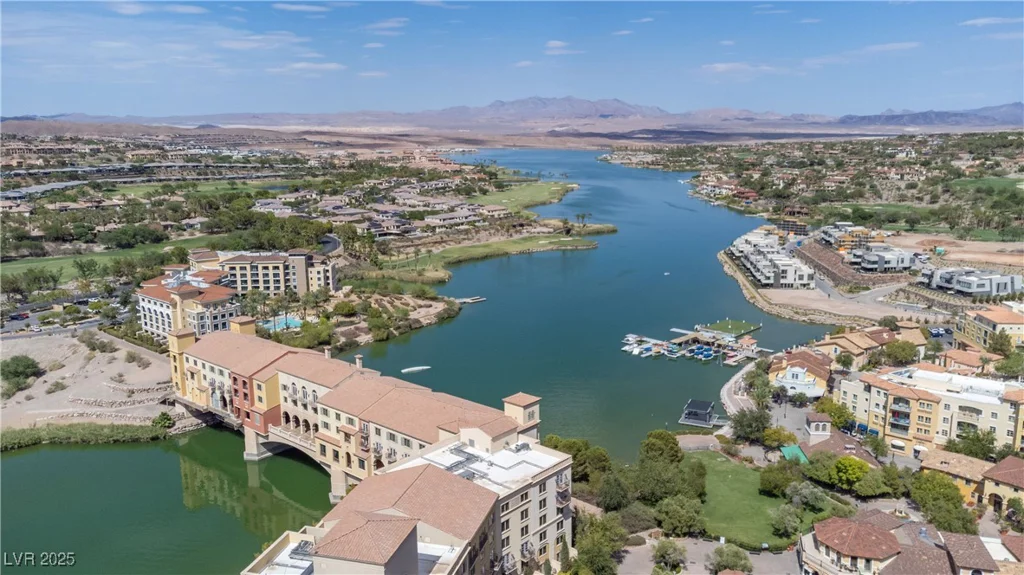 1 Rue De Chateau, Henderson, NV 89011