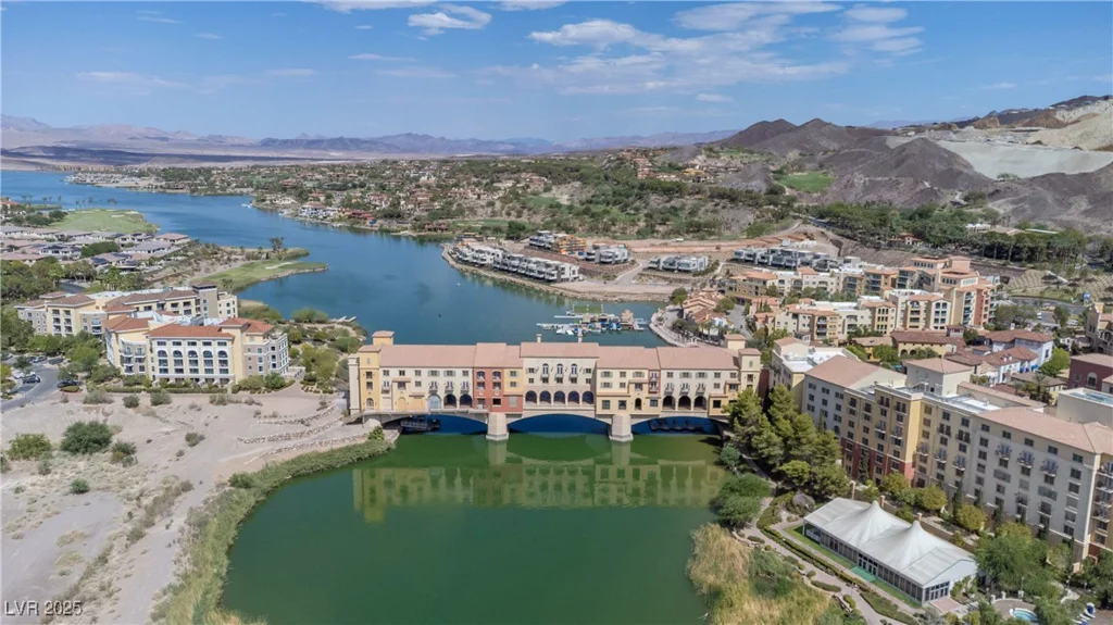 1 Rue De Chateau, Henderson, NV 89011
