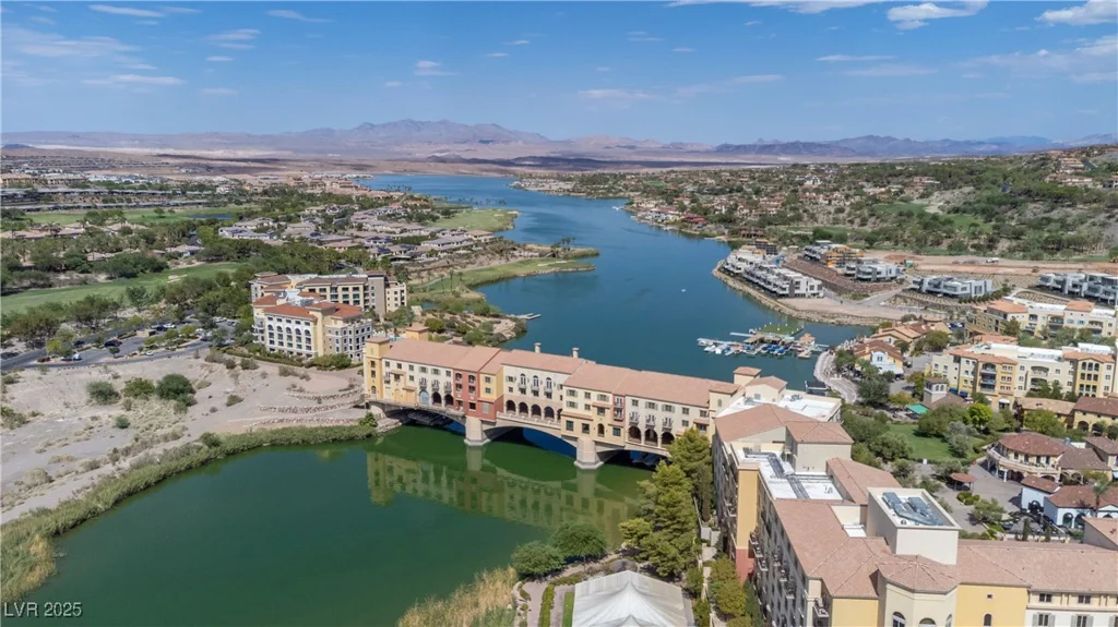 1 Rue De Chateau, Henderson, NV 89011