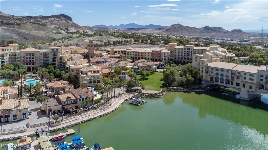 1 Rue De Chateau, Henderson, NV 89011