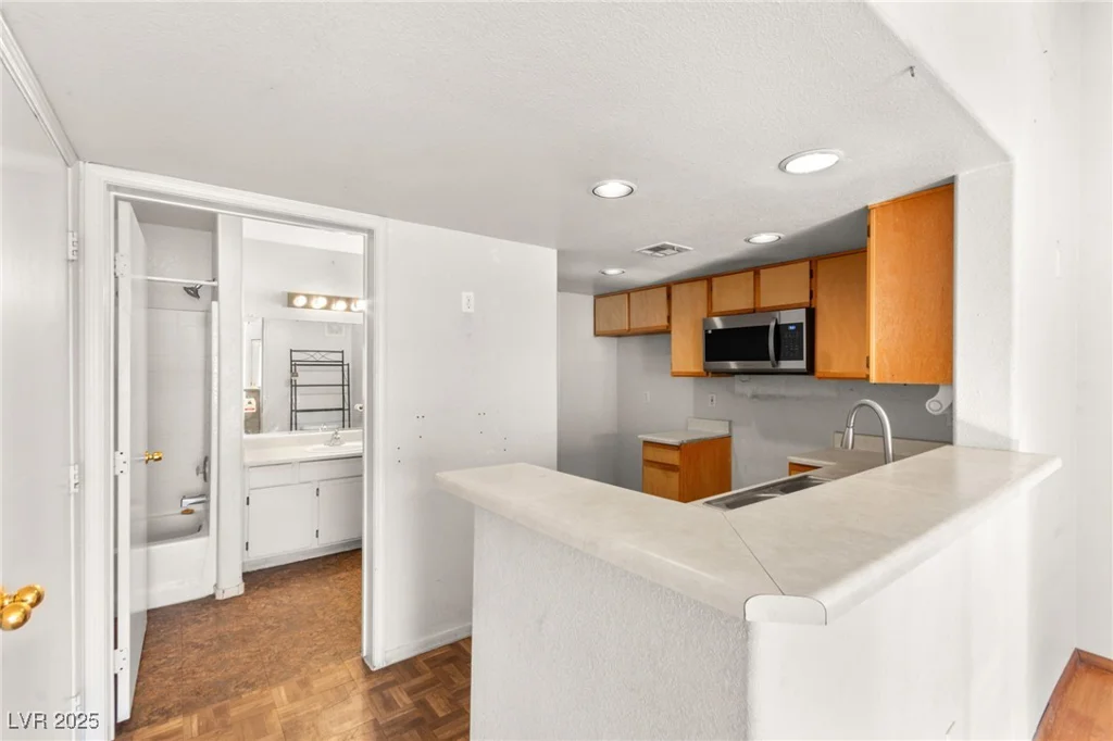1830 Pecos, Las Vegas, NV 89115