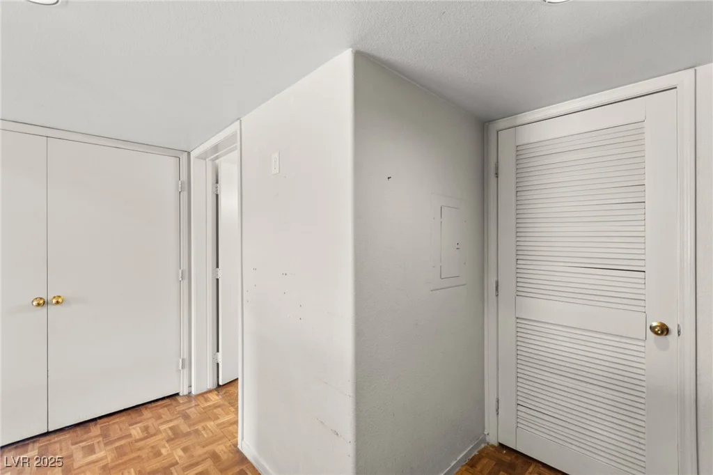 1830 Pecos, Las Vegas, NV 89115