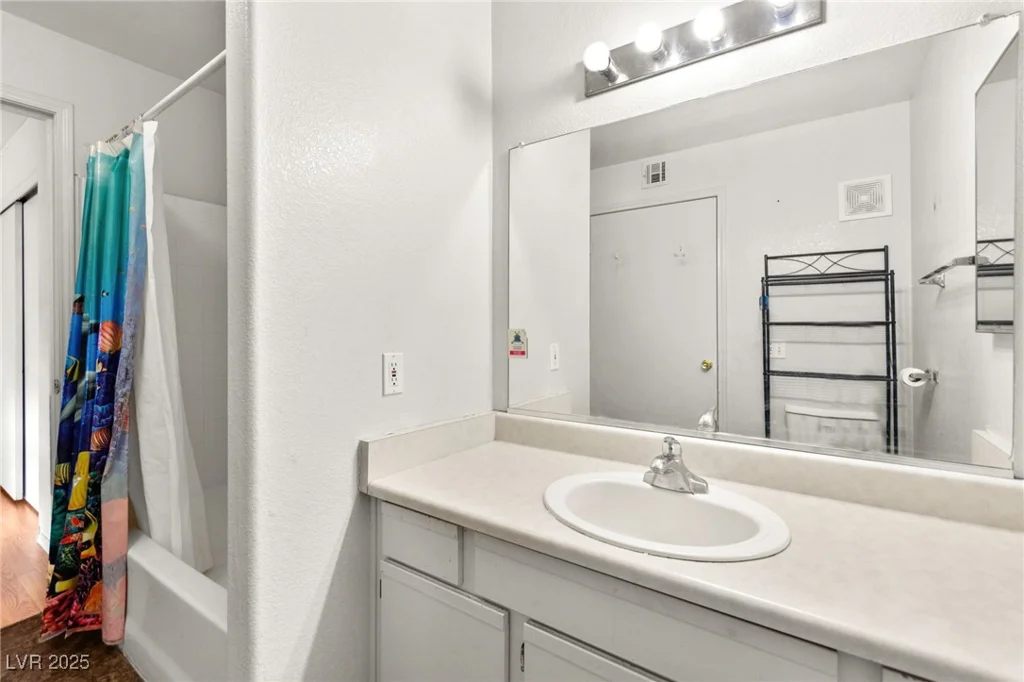 1830 Pecos, Las Vegas, NV 89115