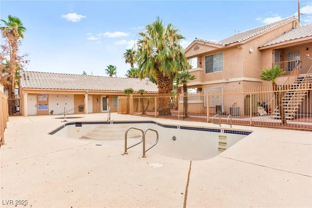 1830 Pecos, Las Vegas, NV 89115