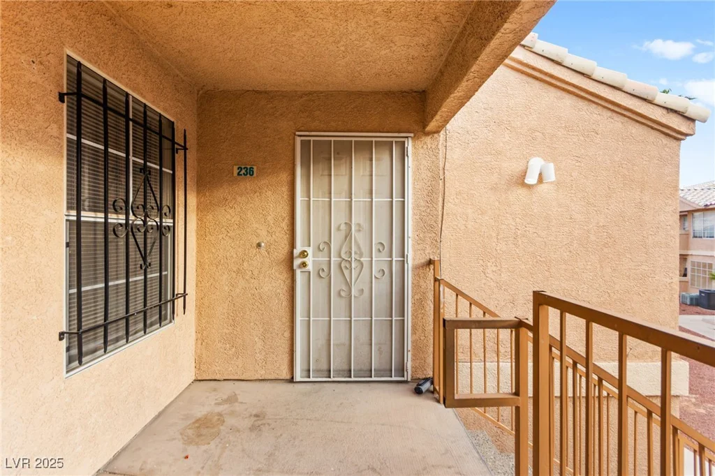 1830 Pecos, Las Vegas, NV 89115