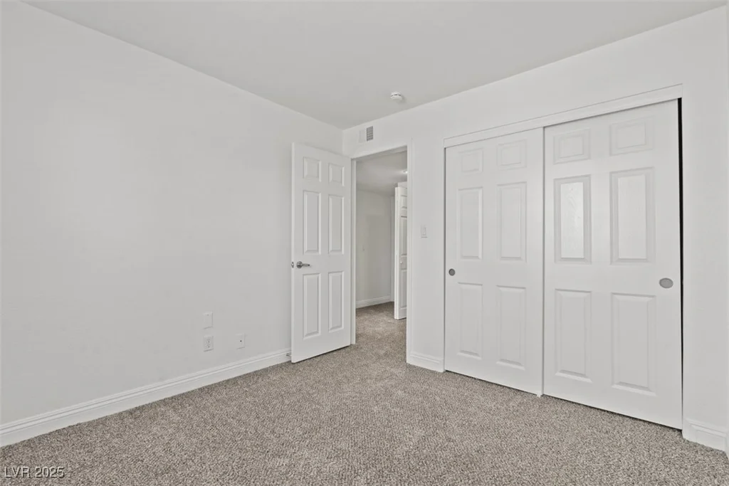 2801 Rainbow, Las Vegas, NV 89108