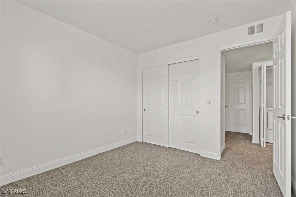 2801 Rainbow, Las Vegas, NV 89108