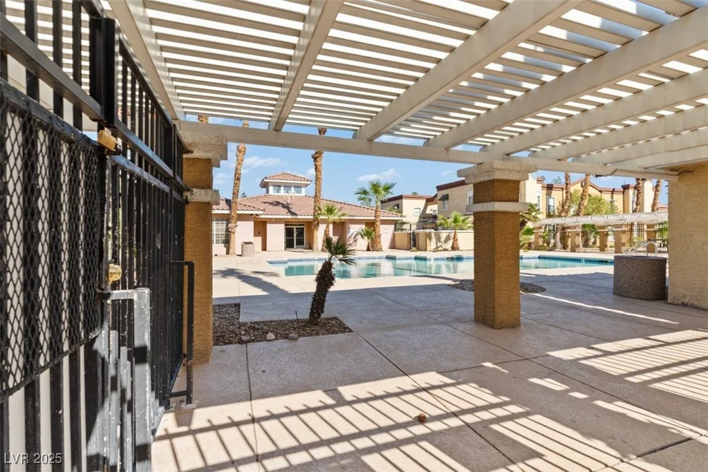 2801 Rainbow, Las Vegas, NV 89108