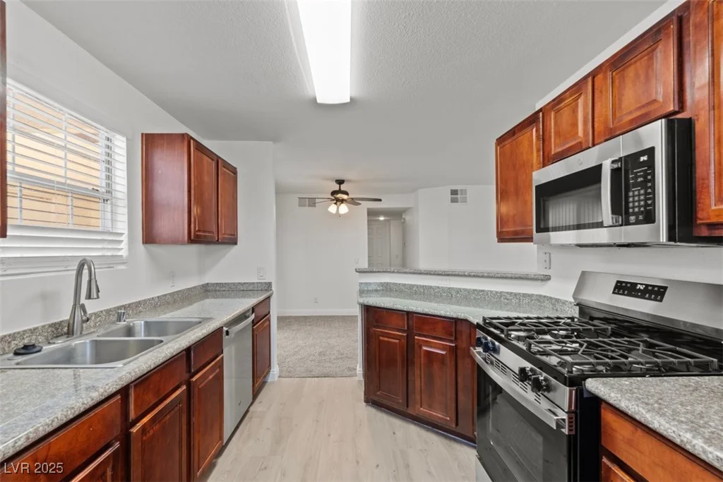 2801 Rainbow, Las Vegas, NV 89108