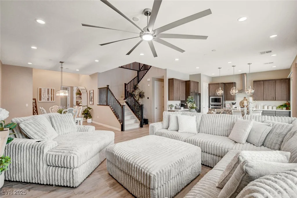 10392 Vista Argento, Las Vegas, NV 89166