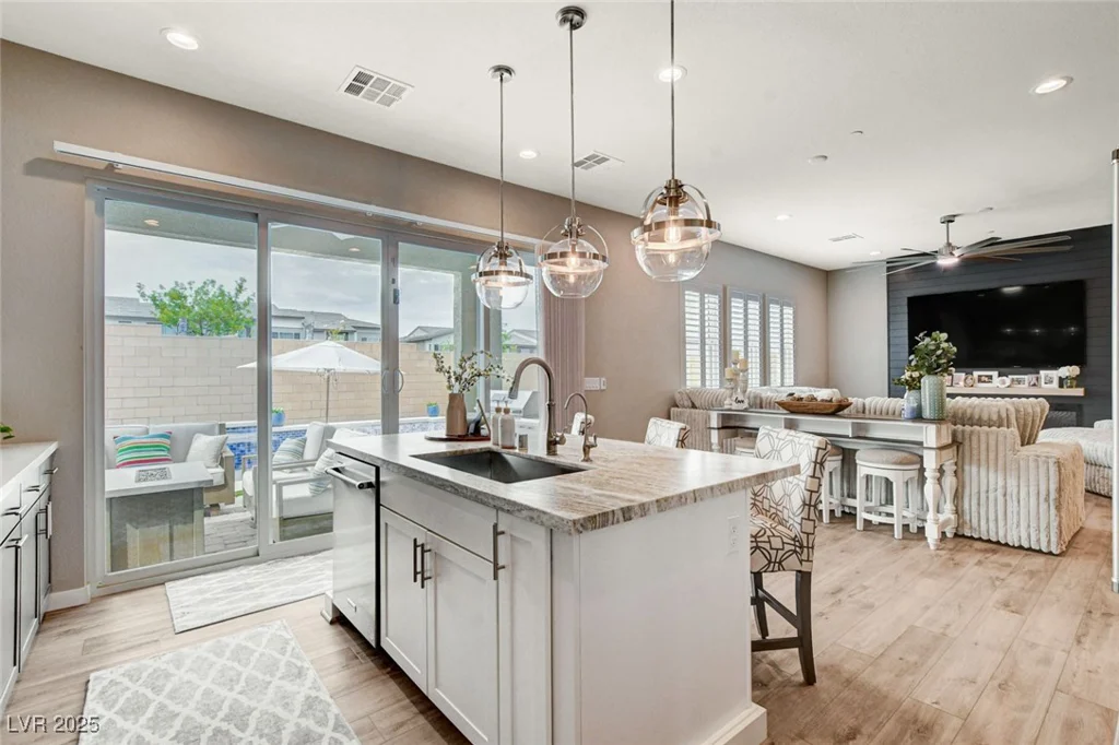 10392 Vista Argento, Las Vegas, NV 89166