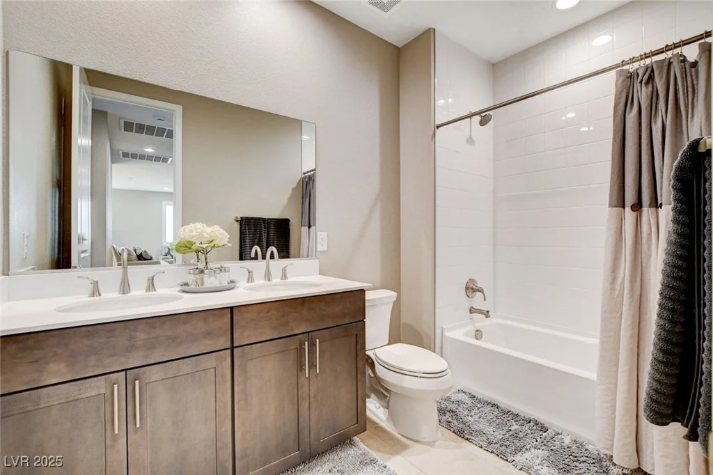 10392 Vista Argento, Las Vegas, NV 89166