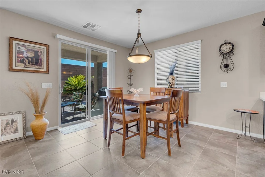 9899 Vista Meadows, Las Vegas, NV 89148