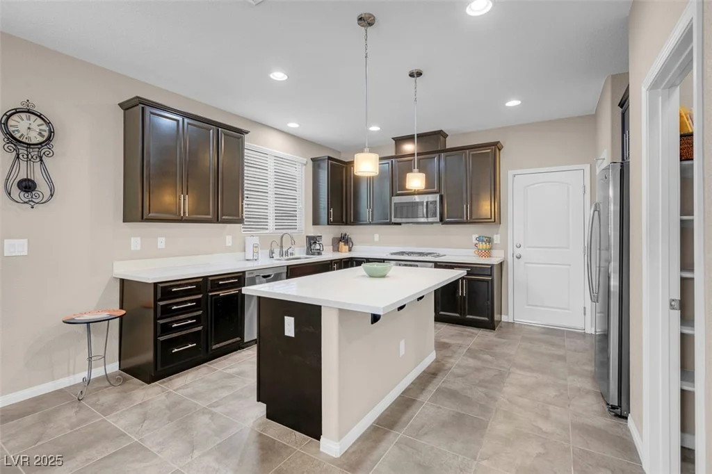 9899 Vista Meadows, Las Vegas, NV 89148