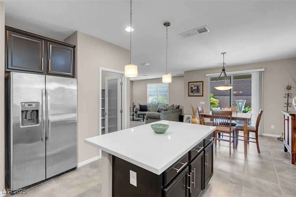 9899 Vista Meadows, Las Vegas, NV 89148