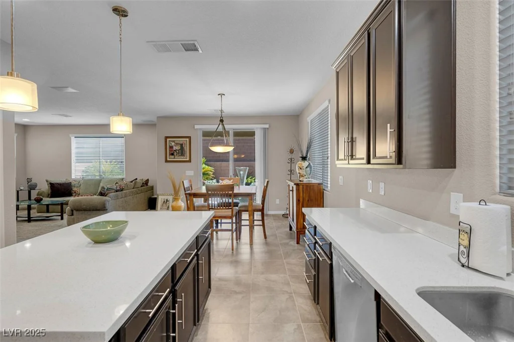 9899 Vista Meadows, Las Vegas, NV 89148