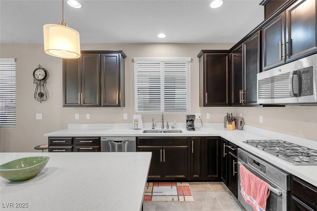 9899 Vista Meadows, Las Vegas, NV 89148