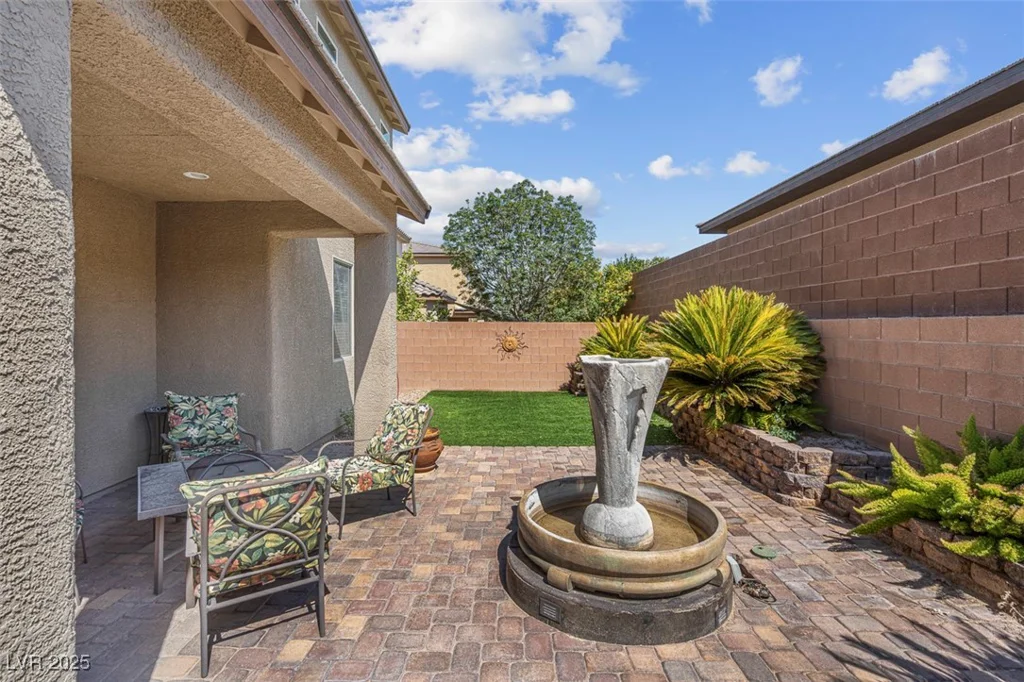 9899 Vista Meadows, Las Vegas, NV 89148