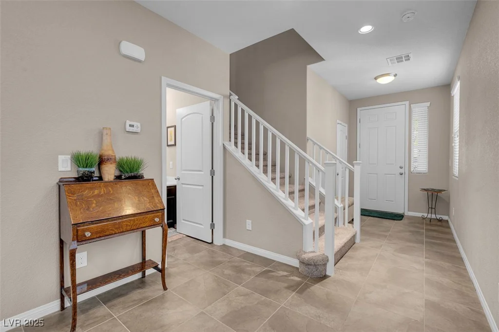 9899 Vista Meadows, Las Vegas, NV 89148