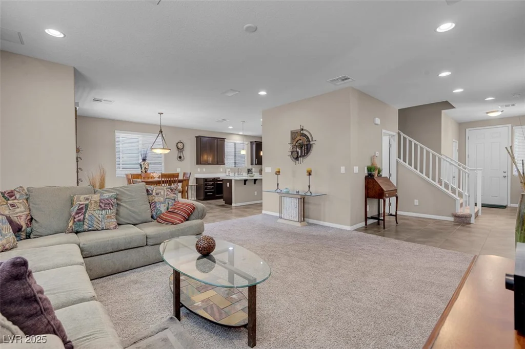9899 Vista Meadows, Las Vegas, NV 89148