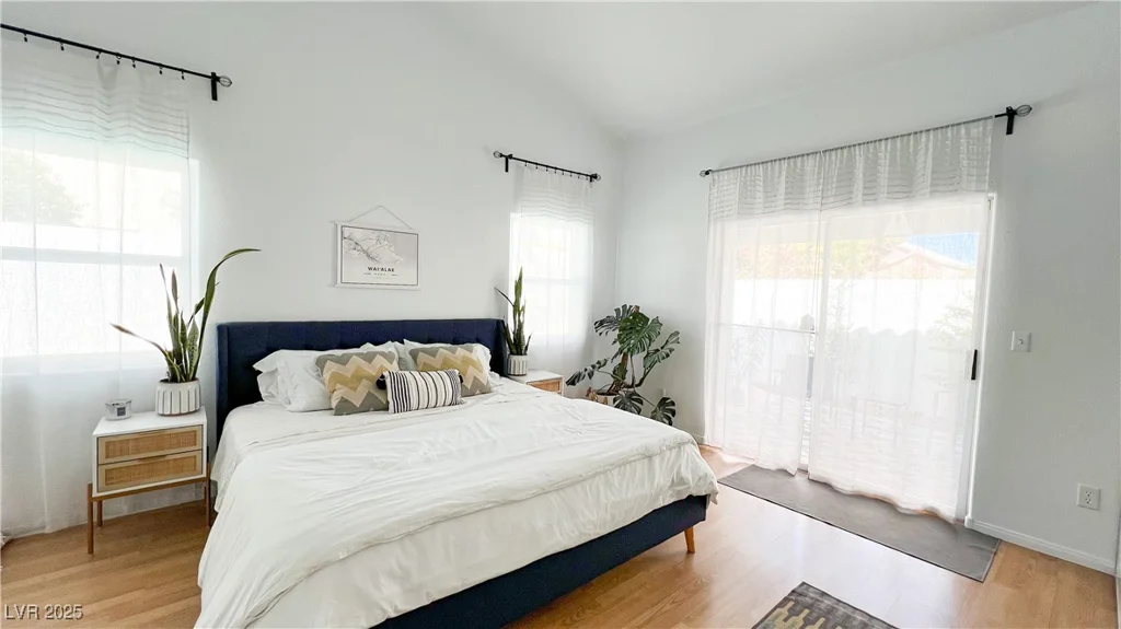 5929 Royal Castle, Las Vegas, NV 89130