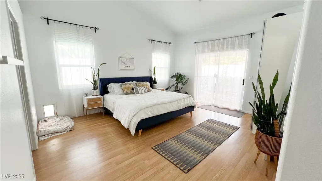 5929 Royal Castle, Las Vegas, NV 89130