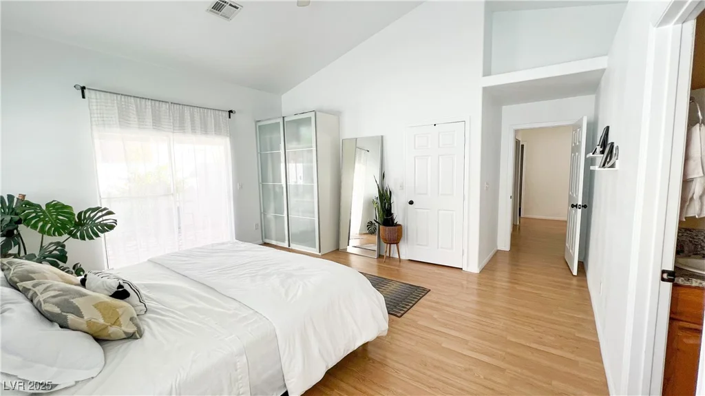 5929 Royal Castle, Las Vegas, NV 89130
