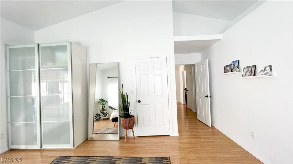 5929 Royal Castle, Las Vegas, NV 89130