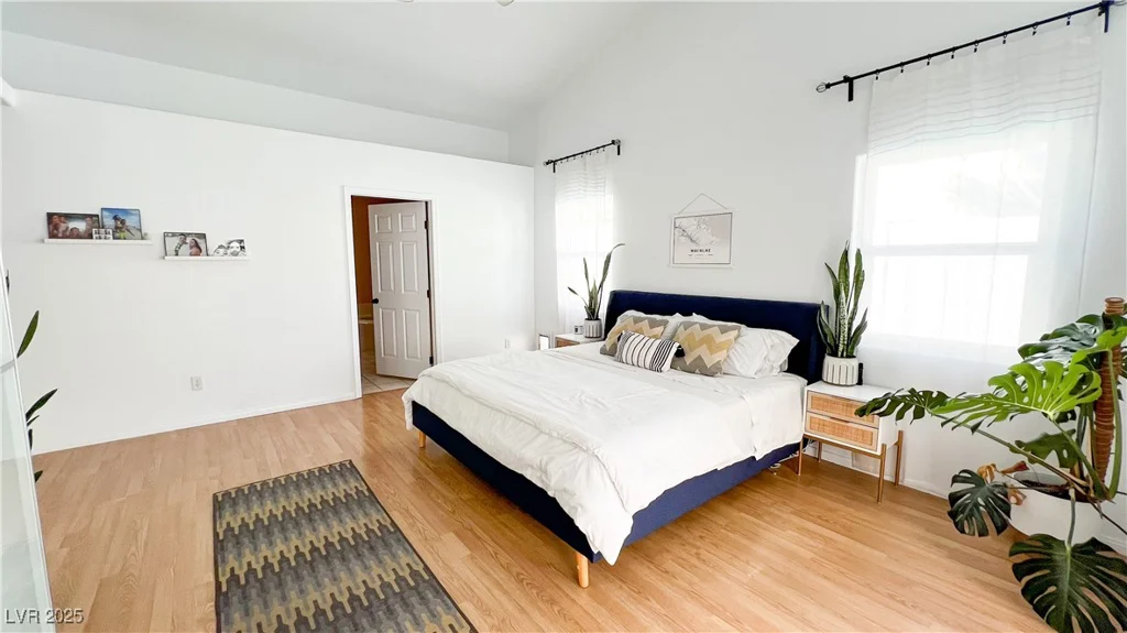 5929 Royal Castle, Las Vegas, NV 89130