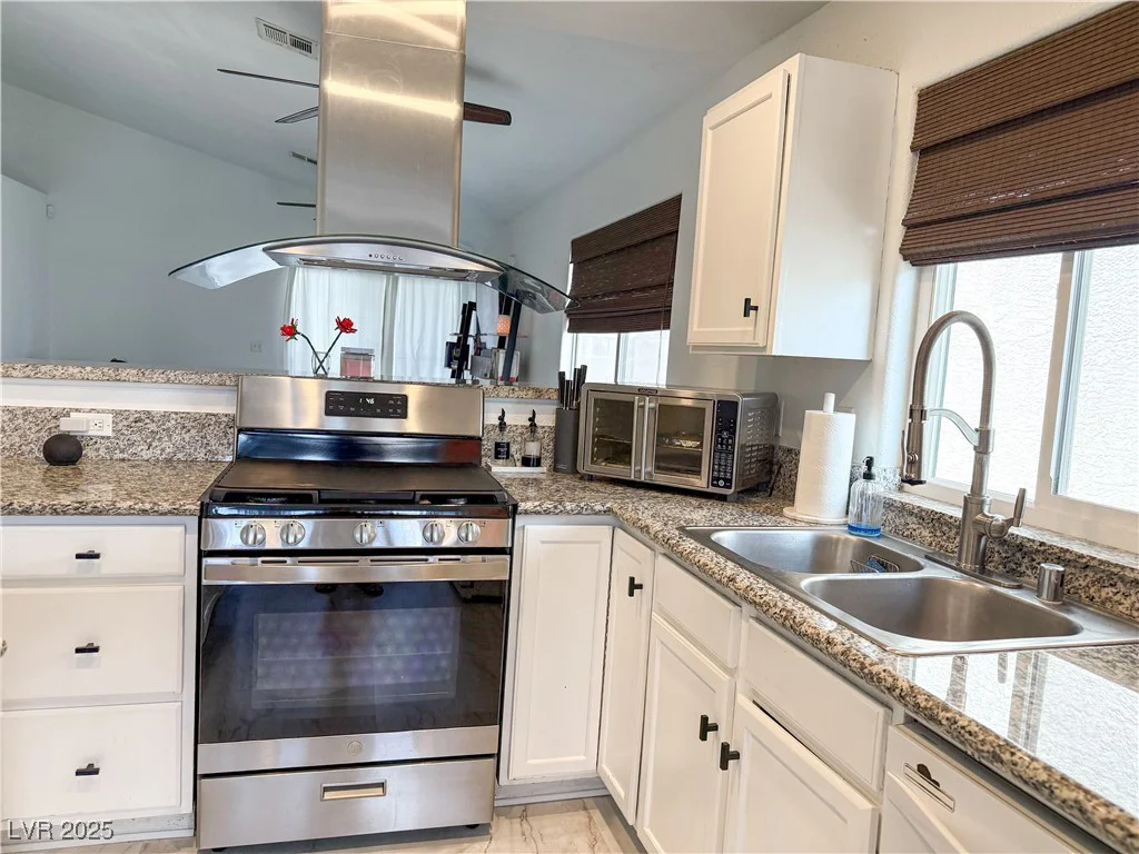 5929 Royal Castle, Las Vegas, NV 89130