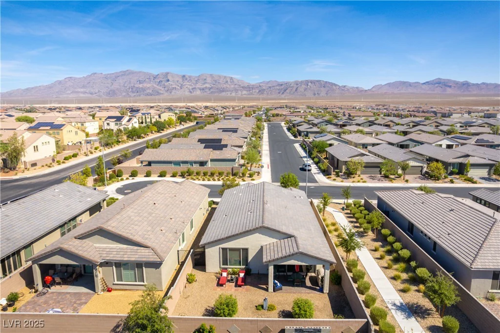 2047 Arrington, North Las Vegas, NV 89086