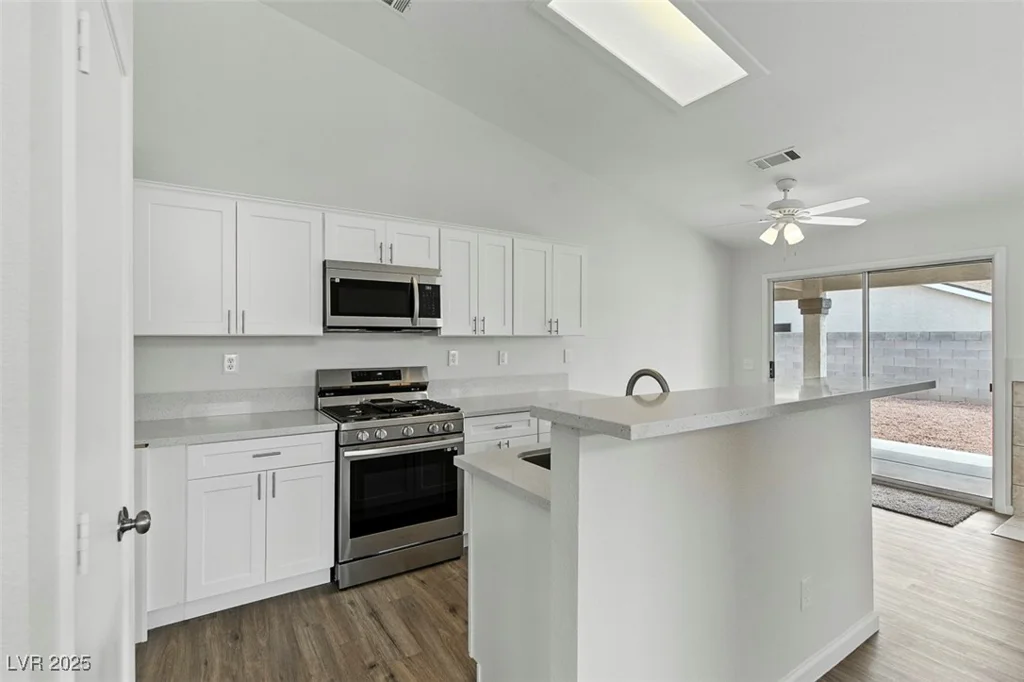 2519 United, North Las Vegas, NV 89032