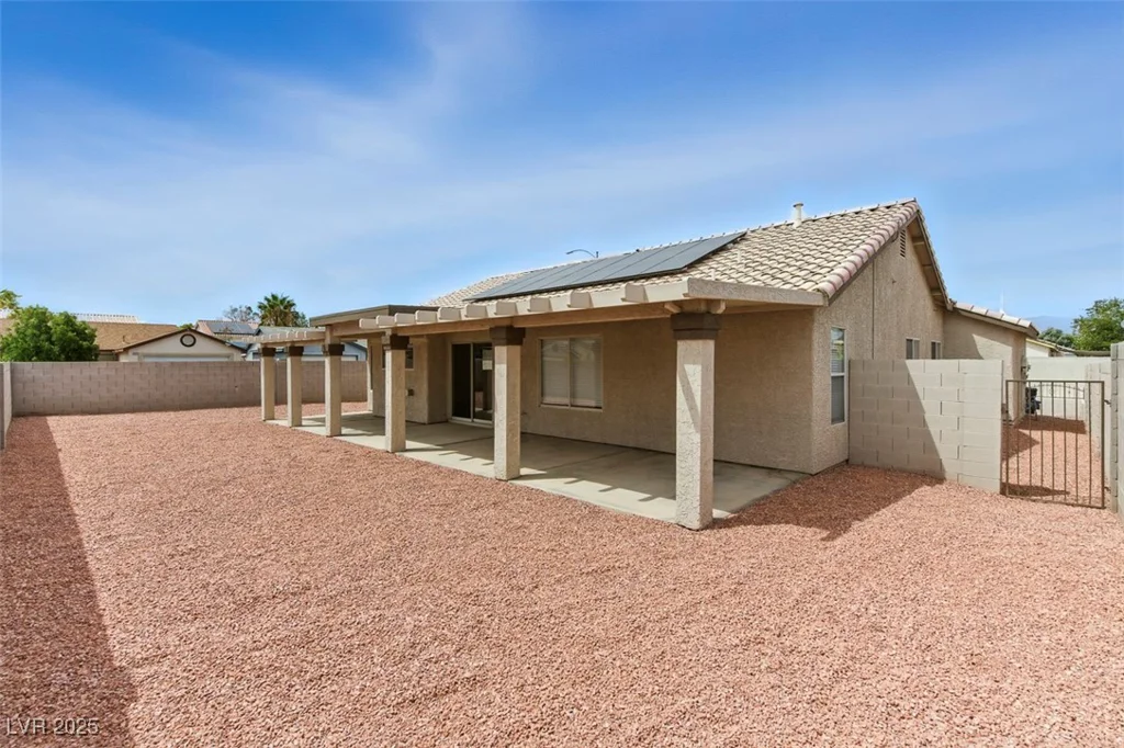 2519 United, North Las Vegas, NV 89032