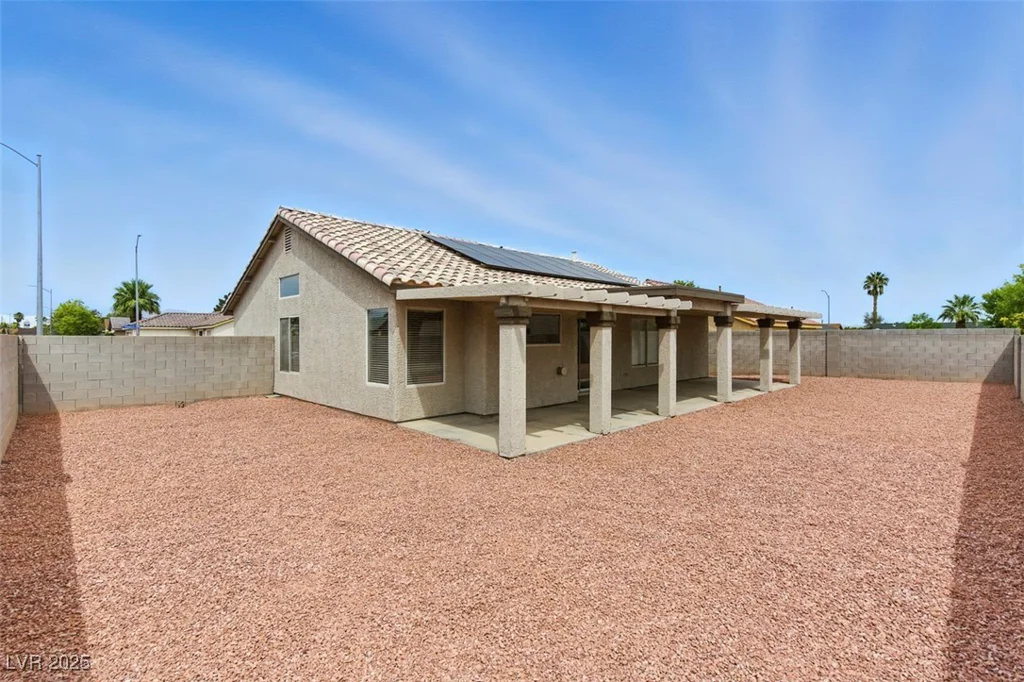2519 United, North Las Vegas, NV 89032