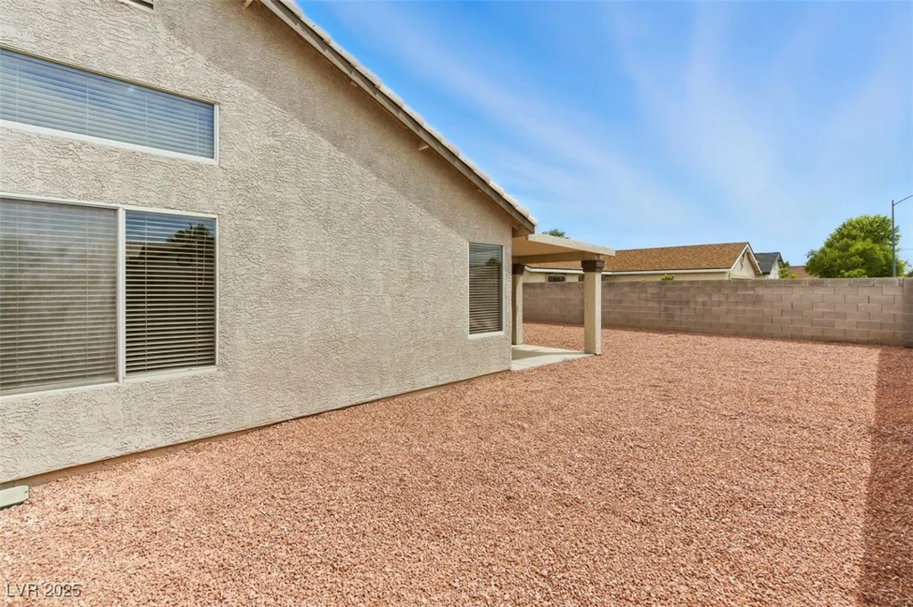 2519 United, North Las Vegas, NV 89032