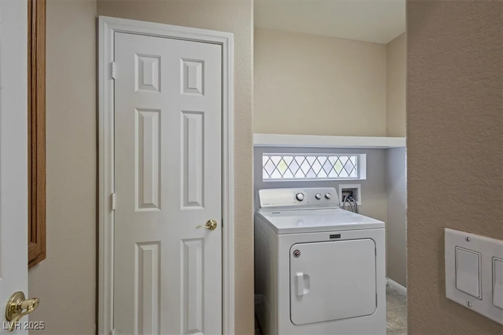 10898 Carberry Hill, Las Vegas, NV 89141