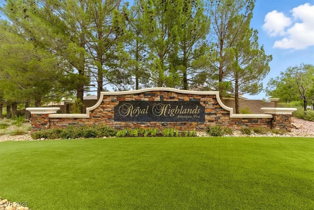 10898 Carberry Hill, Las Vegas, NV 89141