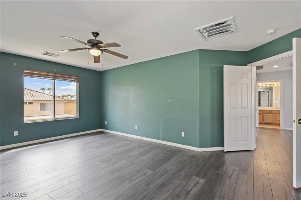 10898 Carberry Hill, Las Vegas, NV 89141