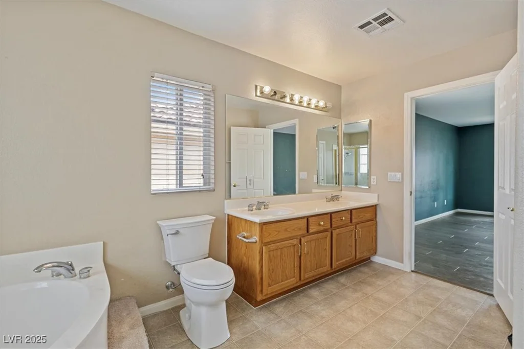 10898 Carberry Hill, Las Vegas, NV 89141