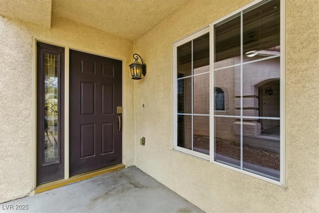 10898 Carberry Hill, Las Vegas, NV 89141