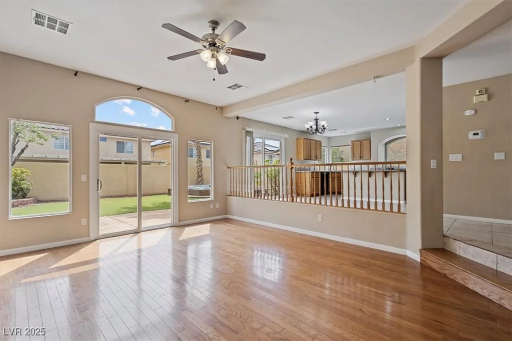 10898 Carberry Hill, Las Vegas, NV 89141