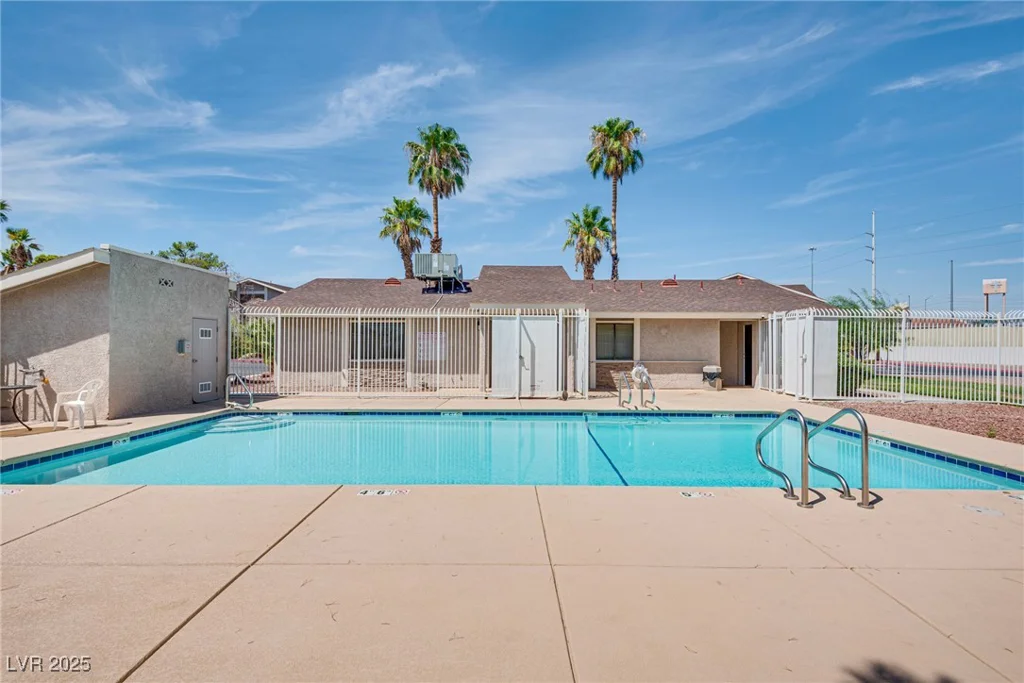 100 Crestline, Las Vegas, NV 89107