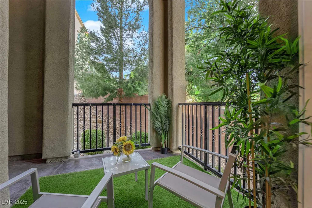 41 Via Verso Lago, Henderson, NV 89011
