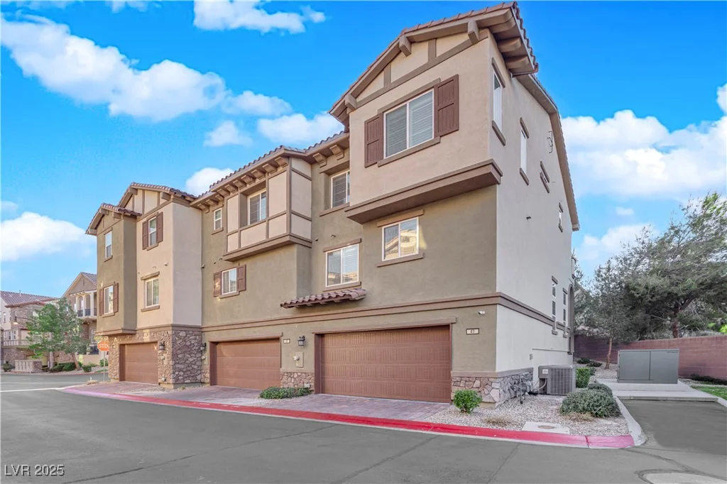 41 Via Verso Lago, Henderson, NV 89011