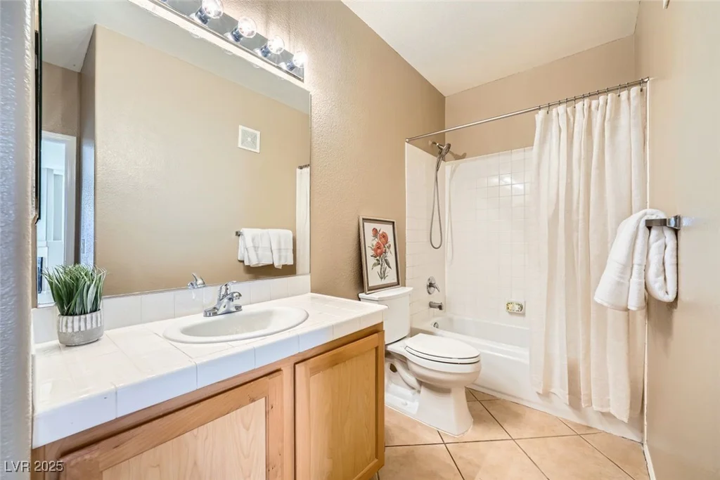 2108 Calville, Las Vegas, NV 89128