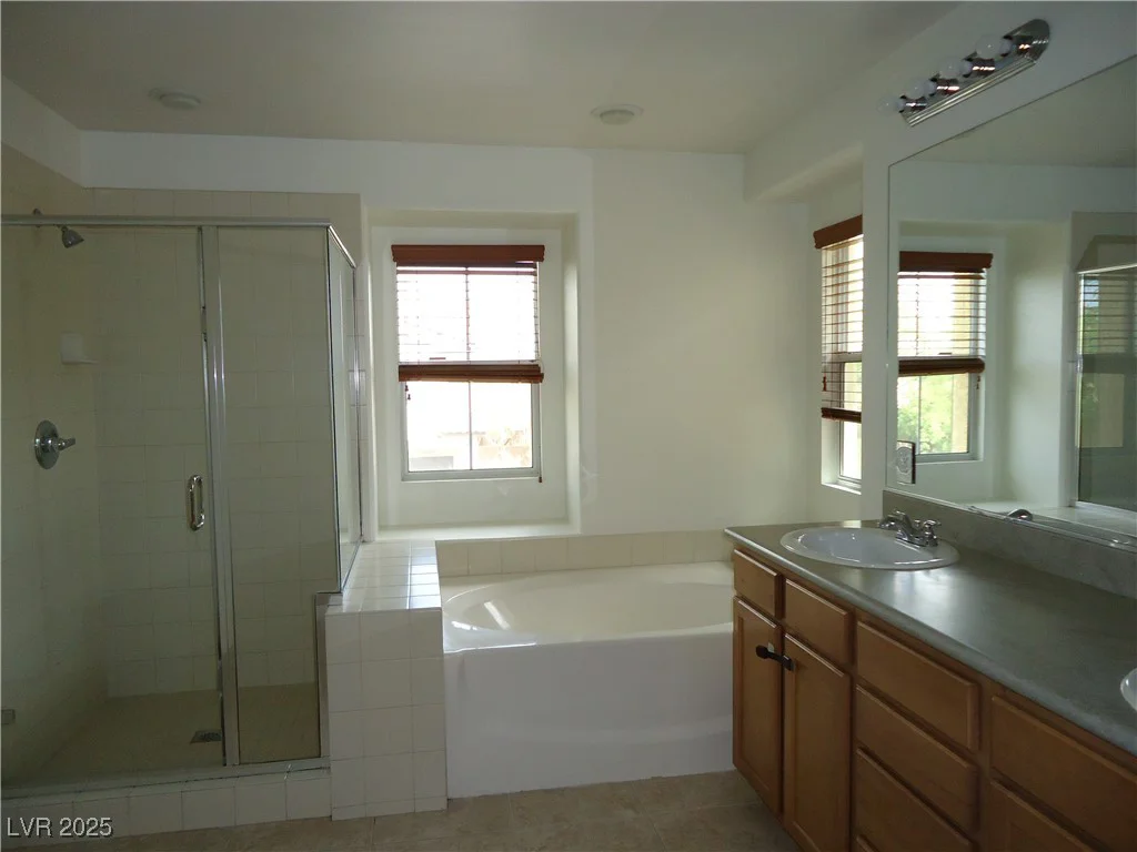 10639 Peach Creek, Las Vegas, NV 89179