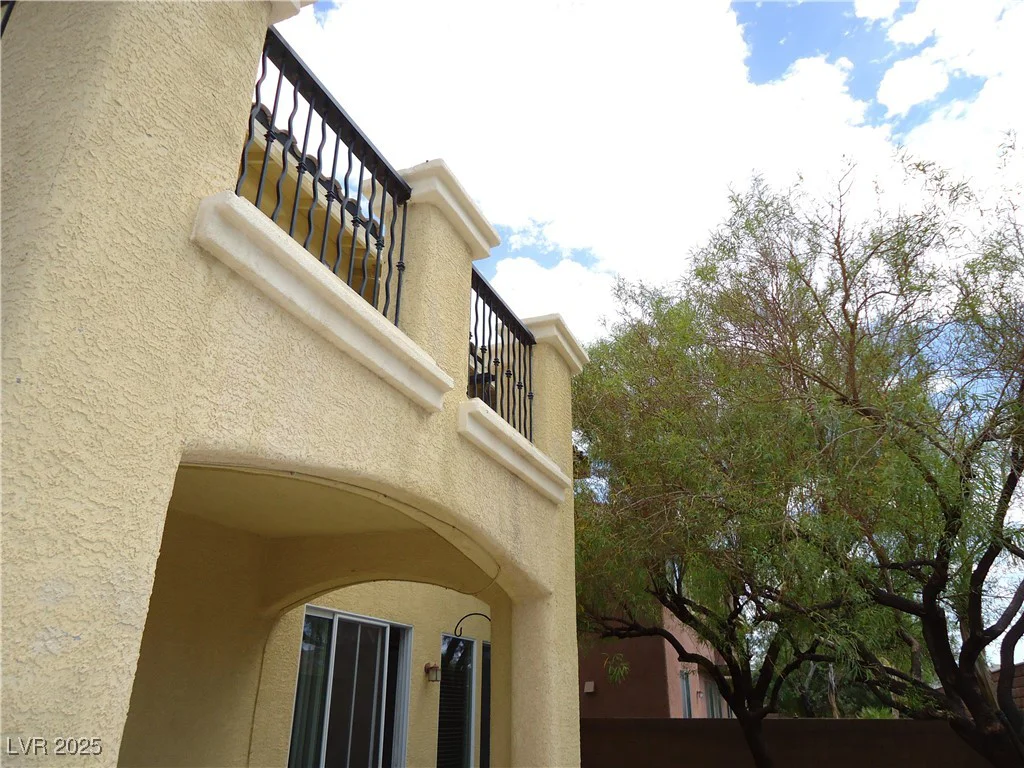 10639 Peach Creek, Las Vegas, NV 89179