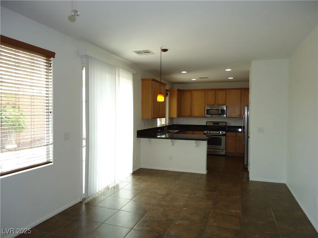 10639 Peach Creek, Las Vegas, NV 89179