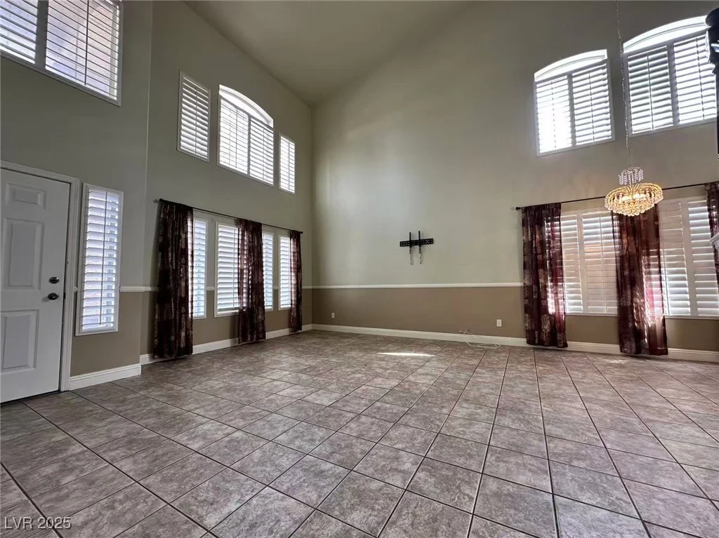 3991 Candleglow, Las Vegas, NV 89147